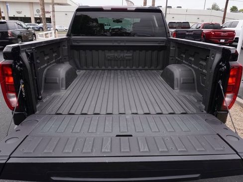 Certified 2022 GMC Sierra 1500 Elevation image 9