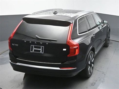 Certified 2023 Volvo XC90 T8 Ultimate w/ Protection Package Premier image 49