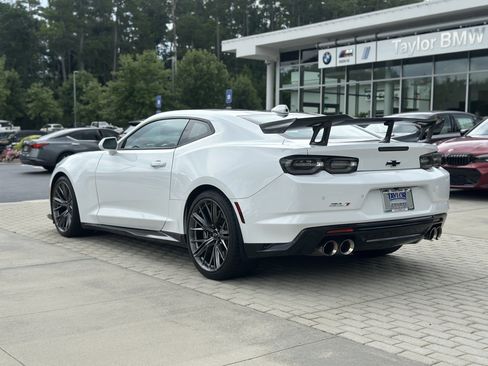 Used 2023 Chevrolet Camaro ZL1 RWD image 11