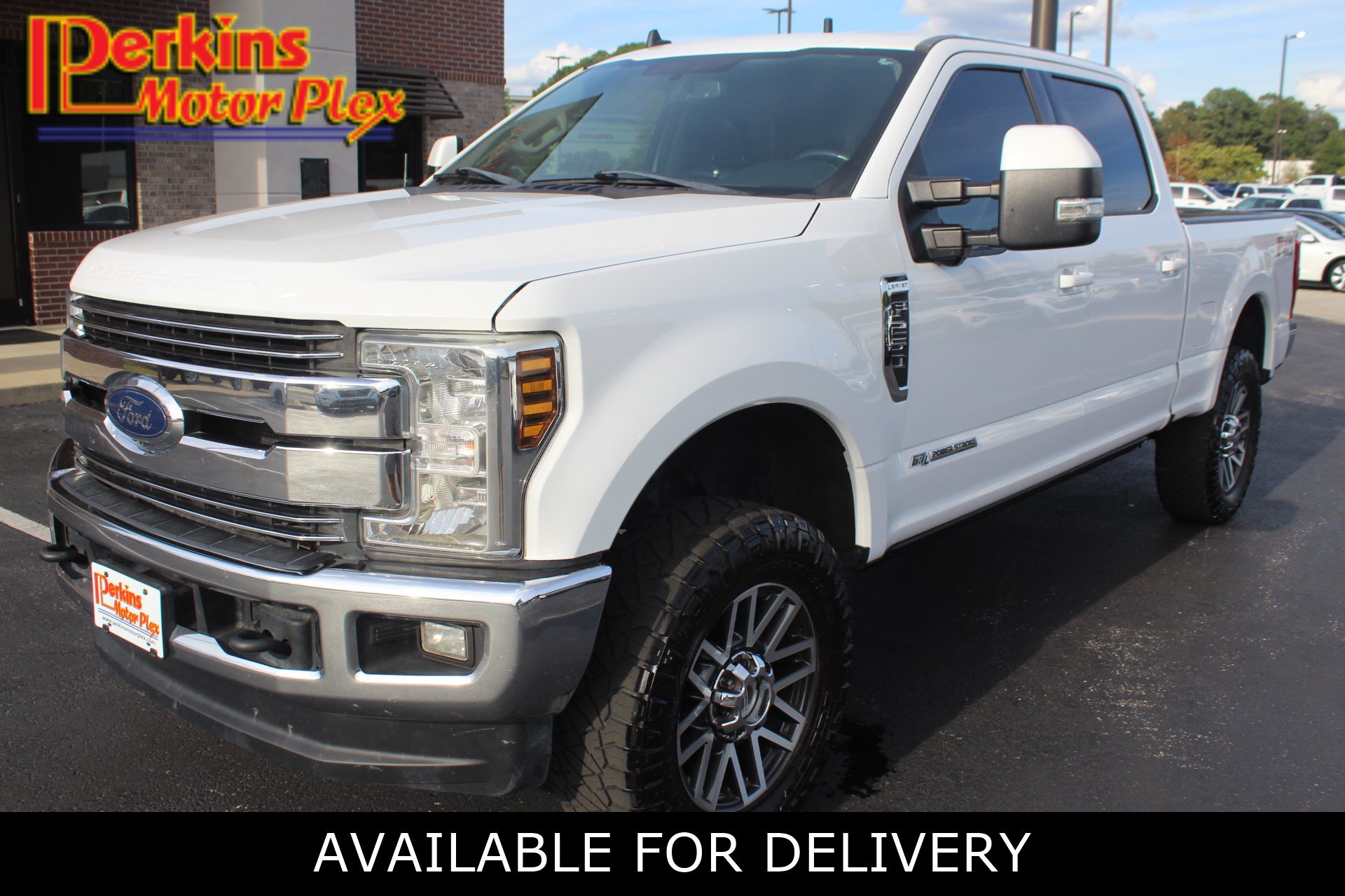 Used 2019 Ford F250 Lariat w/ Lariat Value Package AWD/4WD image 1