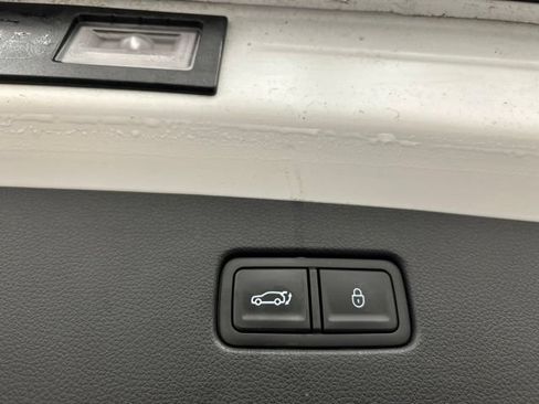 Used 2023 Genesis GV70 3.5T Sport w/ Sport Prestige Package AWD/4WD image 33