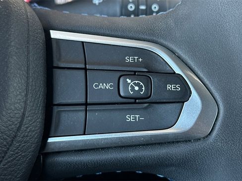 Used 2022 Jeep Compass Latitude image 28