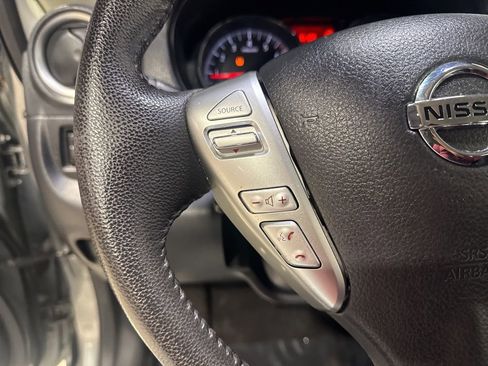 Used 2014 Nissan Versa Note SV w/ SL Package image 11