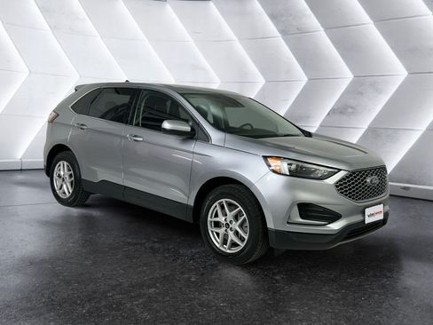 Used 2024 Ford Edge SEL AWD/4WD image 1