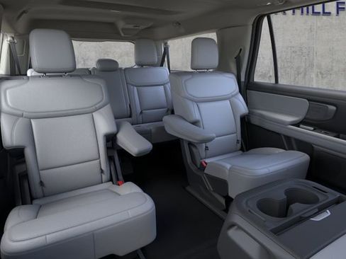New 2026 Ford Expedition Max Platinum AWD/4WD image 11