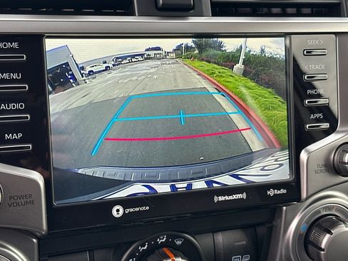 Used 2022 Toyota 4Runner SR5 Premium image 25