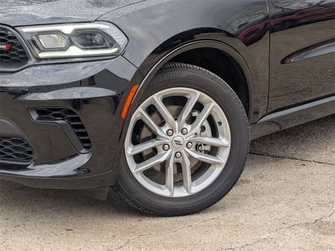 Used 2025 Dodge Durango GT image 36
