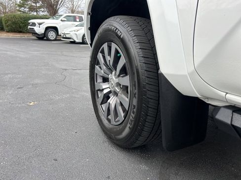 Used 2023 Toyota Tacoma Limited image 9