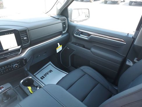 New 2026 Chevrolet Silverado 1500 RST w/ RST All Star Premium Package AWD/4WD image 11
