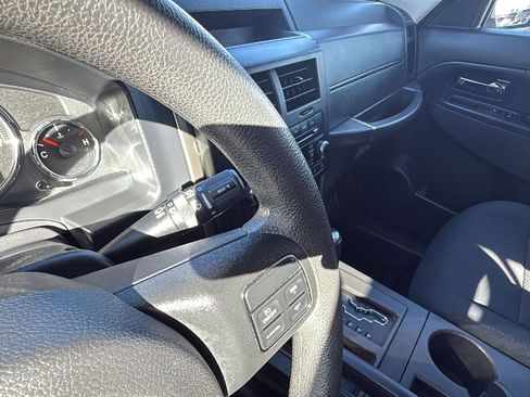 Used 2012 Jeep Liberty Sport image 26