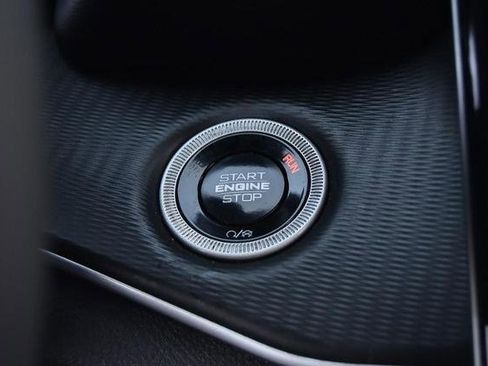 Used 2024 Jeep Grand Cherokee L Laredo image 18