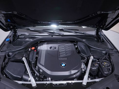 New 2026 BMW 840i Coupe w/ Driving Assistance Package image 17