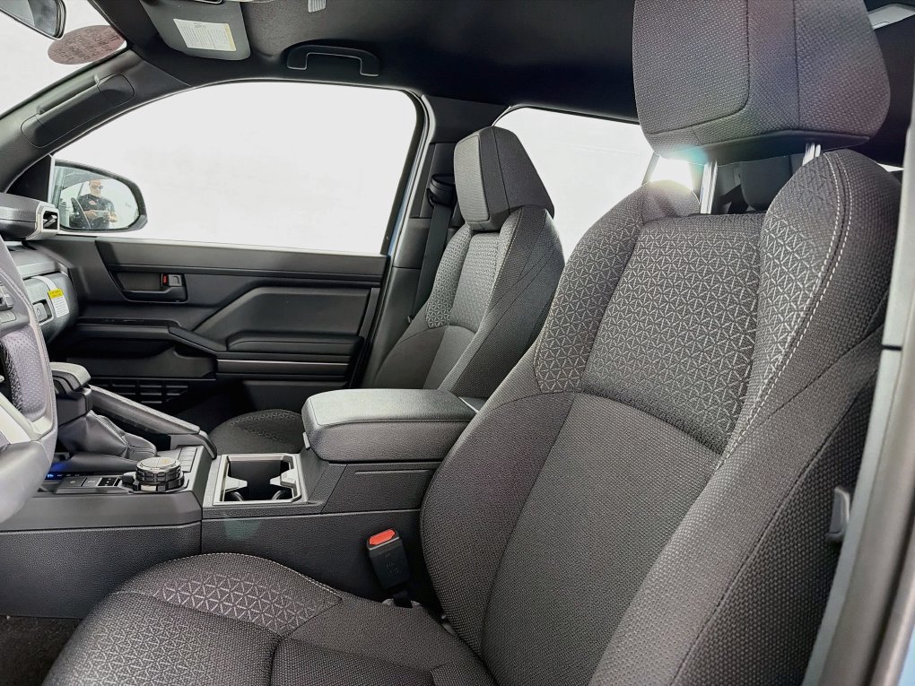 New 2026 Toyota 4Runner SR5 AWD/4WD image 32