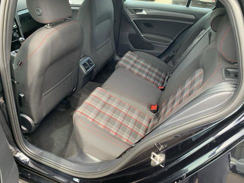 Used 2019 Volkswagen GTI S image 11