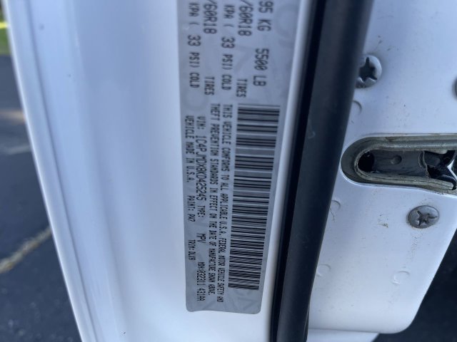 Used 2019 Jeep Cherokee Limited AWD/4WD image 34
