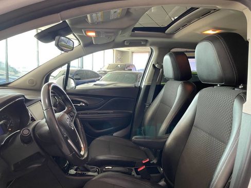 Used 2019 Buick Encore Preferred w/ Safety Package image 16