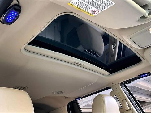 Used 2016 Lincoln Navigator L Reserve image 14