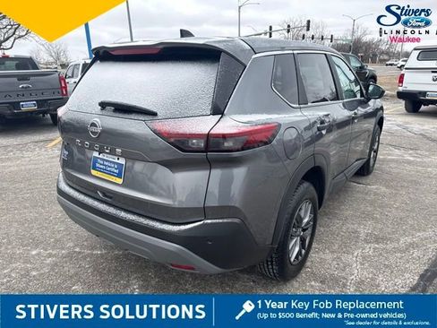 Used 2023 Nissan Rogue S image 5
