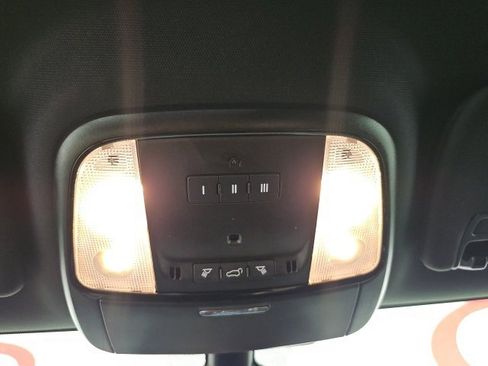 Certified 2024 Dodge Durango GT image 25