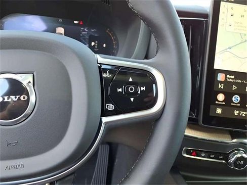 New 2026 Volvo XC60 B5 Plus w/ Protection Package Premier image 15