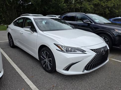 Certified 2022 Lexus ES 350 w/ Premium Package FWD image 1