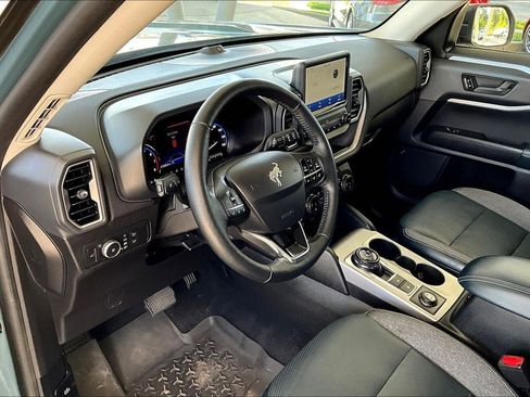 Used 2022 Ford Bronco Sport Outer Banks w/ Tech Package image 14