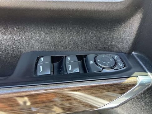 Used 2019 Chevrolet Silverado 1500 LT w/ All-Star Edition AWD/4WD image 19