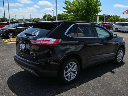 Used 2023 Ford Edge SEL w/ Convenience Package AWD/4WD image 5