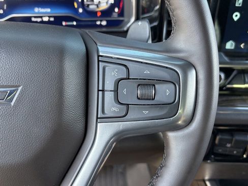 Used 2025 Chevrolet Silverado 1500 LT Trail Boss w/ LPO, Dark Essentials Package AWD/4WD image 26