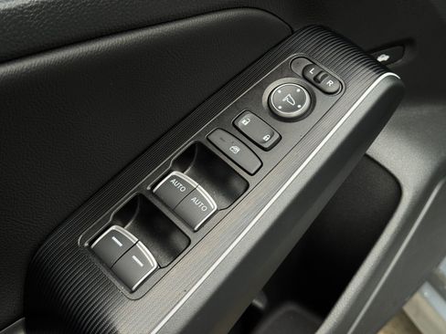 Used 2025 Honda Civic Sport image 14