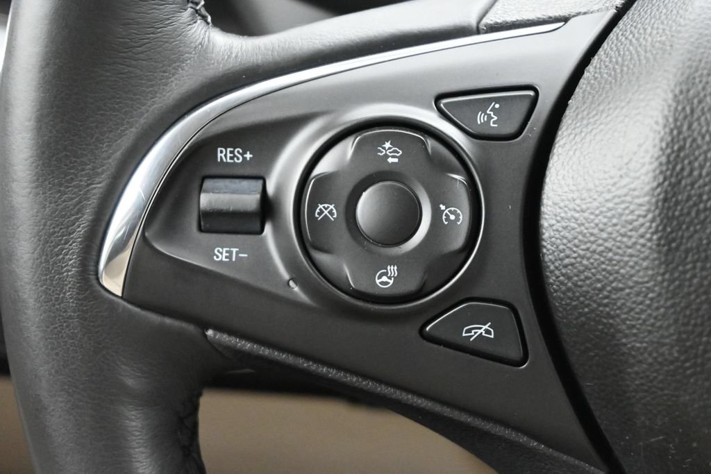 Used 2018 Buick Enclave Premium w/ Experience Buick Package FWD image 7