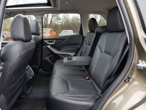 Used 2024 Subaru Forester Limited AWD/4WD image 11