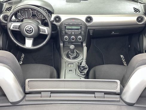 Used 2012 MAZDA MX-5 Miata Touring w/ Suspension Pkg image 30