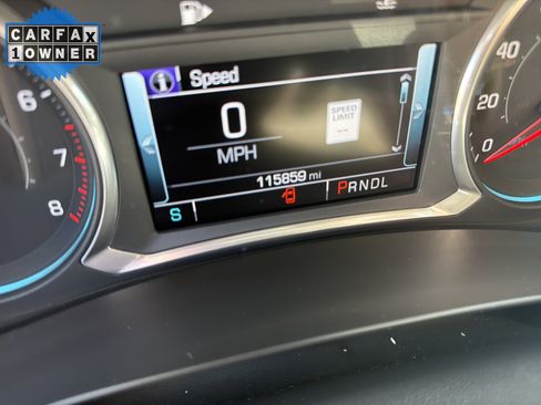 Used 2017 Chevrolet Malibu LT w/ Leather Package FWD image 22