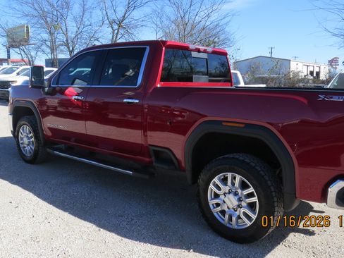Used 2020 GMC Sierra 2500 SLT image 3