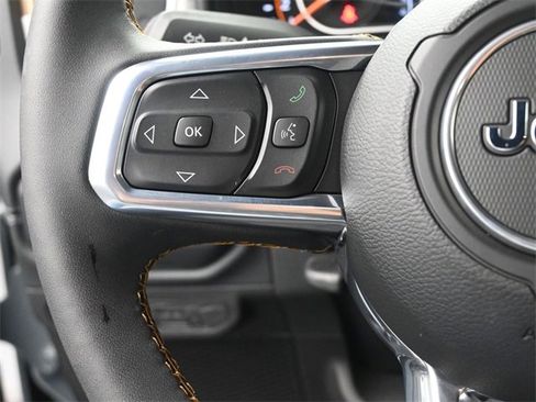 Used 2024 Jeep Wrangler Sahara w/ Technology Group image 10