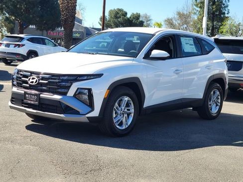 Used 2026 Hyundai Tucson SE image 3