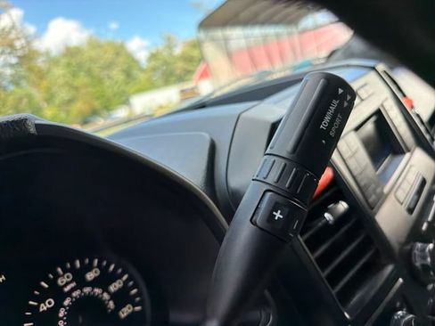 Used 2016 Ford F150 XL w/ Equipment Group 101A Mid AWD/4WD image 22