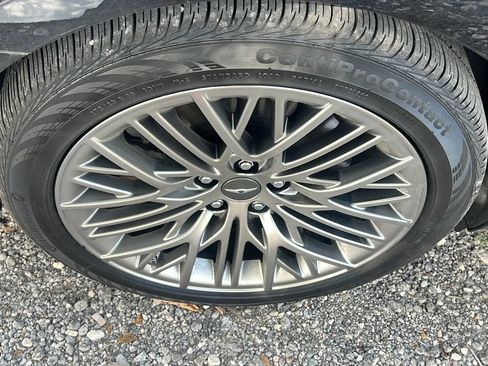 Used 2021 Genesis G90 5.0 Ultimate RWD image 32