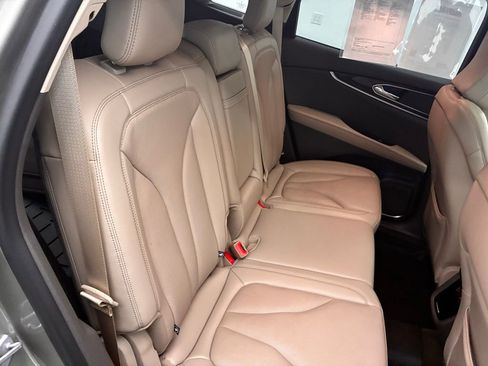 Used 2023 Lincoln Nautilus Reserve image 30