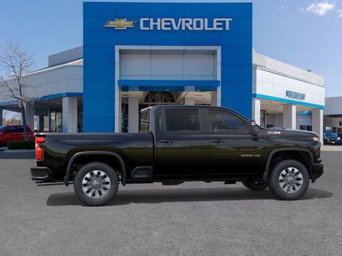 New 2026 Chevrolet Silverado 2500 Custom image 5