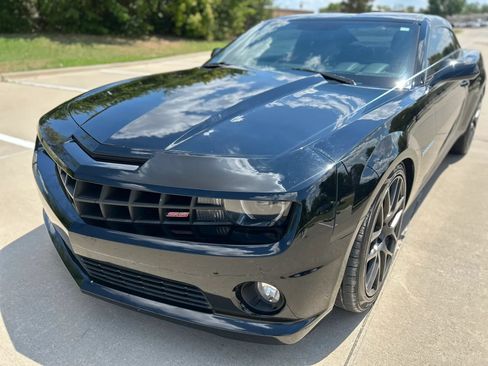 Used 2011 Chevrolet Camaro SS w/ RS Package RWD image 2