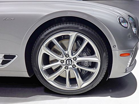 Used 2023 Bentley Continental GT Azure image 56