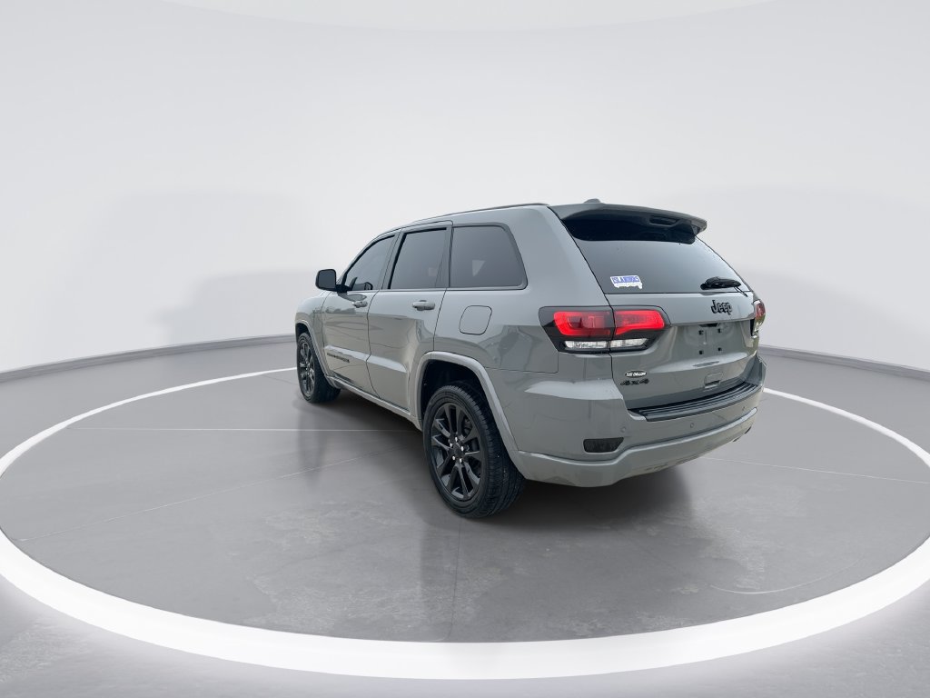 Used 2021 Jeep Grand Cherokee Laredo X AWD/4WD image 6