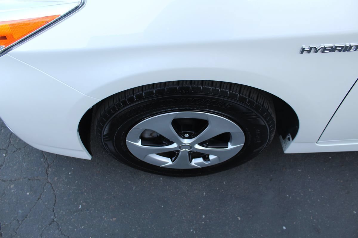 Used 2014 Toyota Prius Four FWD image 11