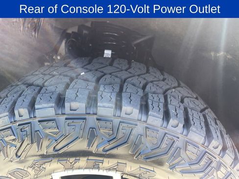 Used 2024 GMC Canyon AT4X AWD/4WD image 16