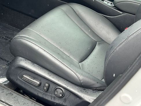 Used 2025 Honda Accord EX-L image 8