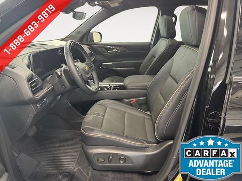 Used 2026 Chevrolet Traverse High Country w/ LPO, Floor Liner Package AWD/4WD image 8