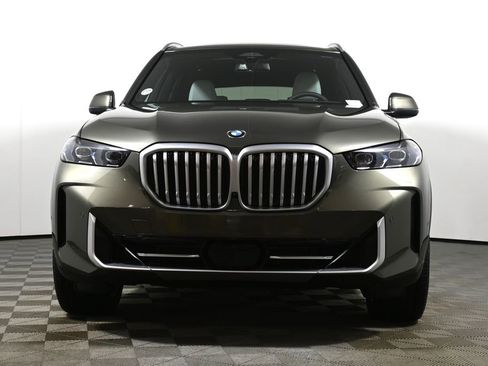 New 2026 BMW X5 xDrive40i w/ Premium Package image 10