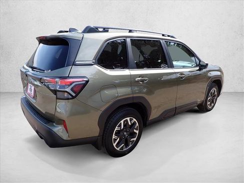 Certified 2026 Subaru Forester Premium w/ Base/Premium Package AWD/4WD image 4